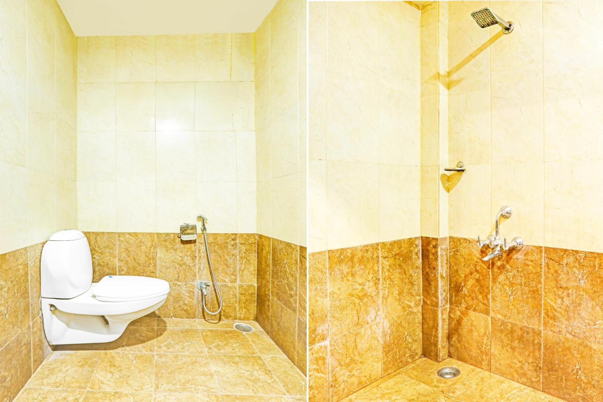 โอโย 7859 โฮเต็ล คุรุกรีปา Hotel Raipur  ภายนอก รูปภาพ