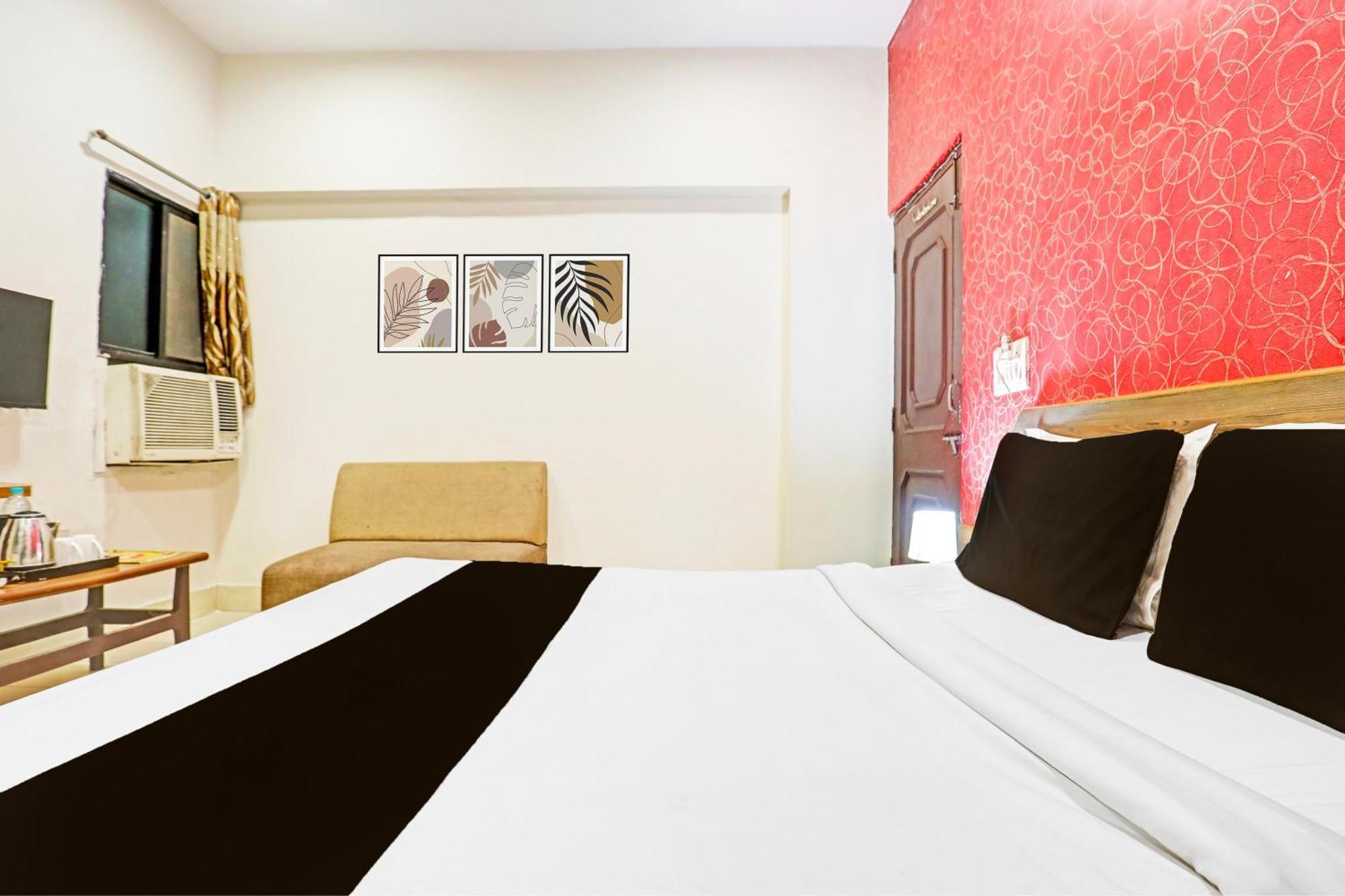 โอโย 7859 โฮเต็ล คุรุกรีปา Hotel Raipur  ภายนอก รูปภาพ