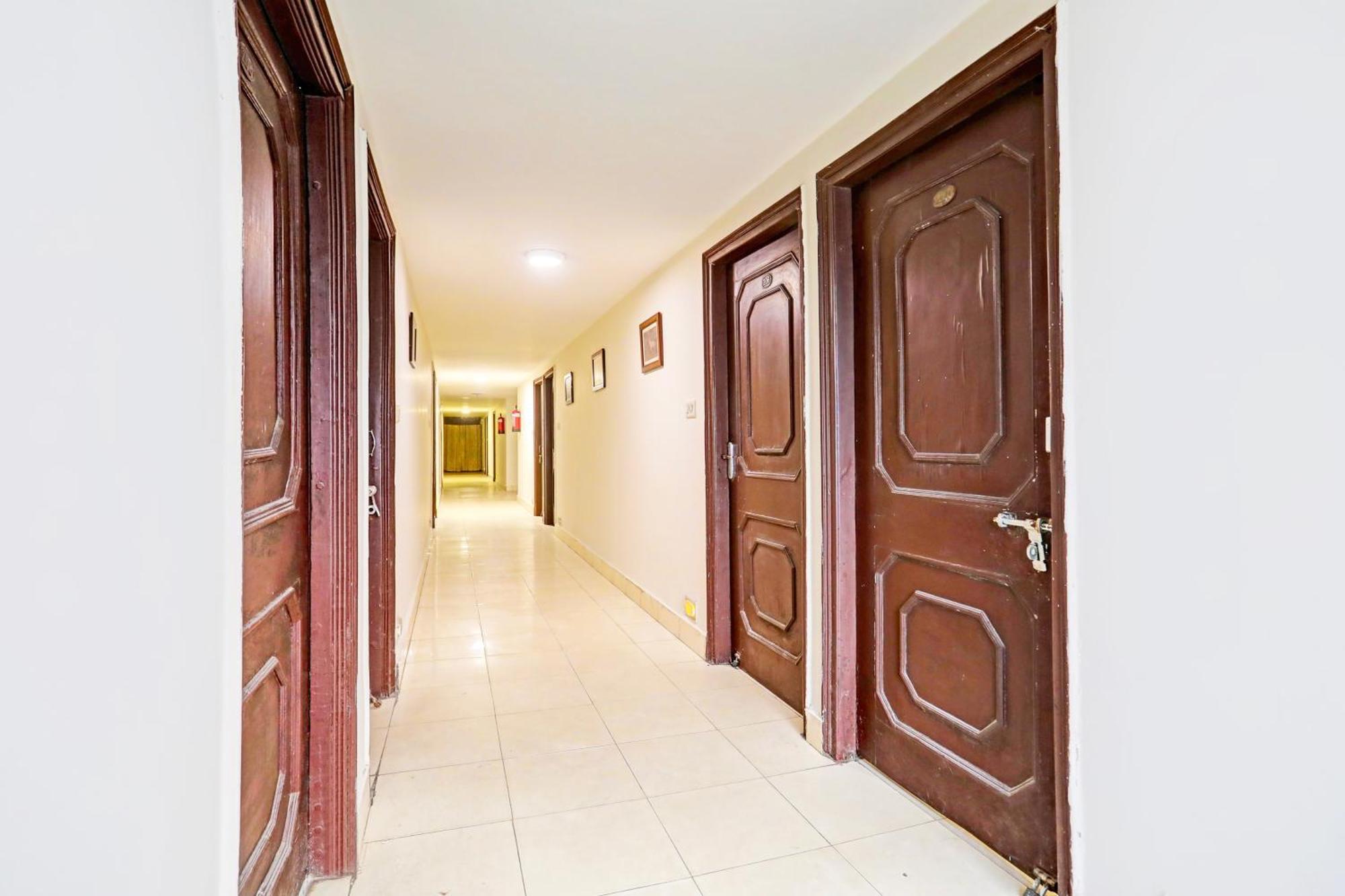 โอโย 7859 โฮเต็ล คุรุกรีปา Hotel Raipur  ภายนอก รูปภาพ